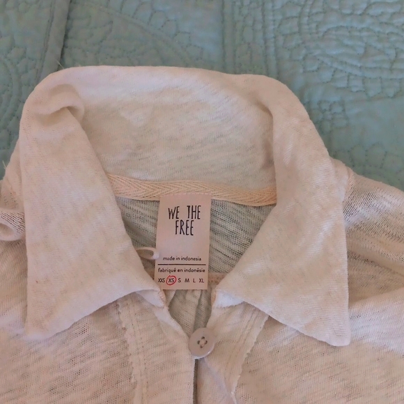 XS We the Free top.Preloved. - Picture 3 of 11